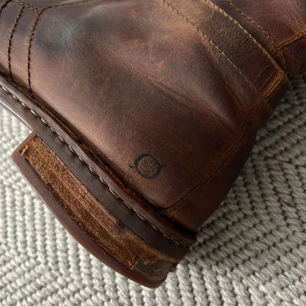 Born HARRISON Chukka ankle boots